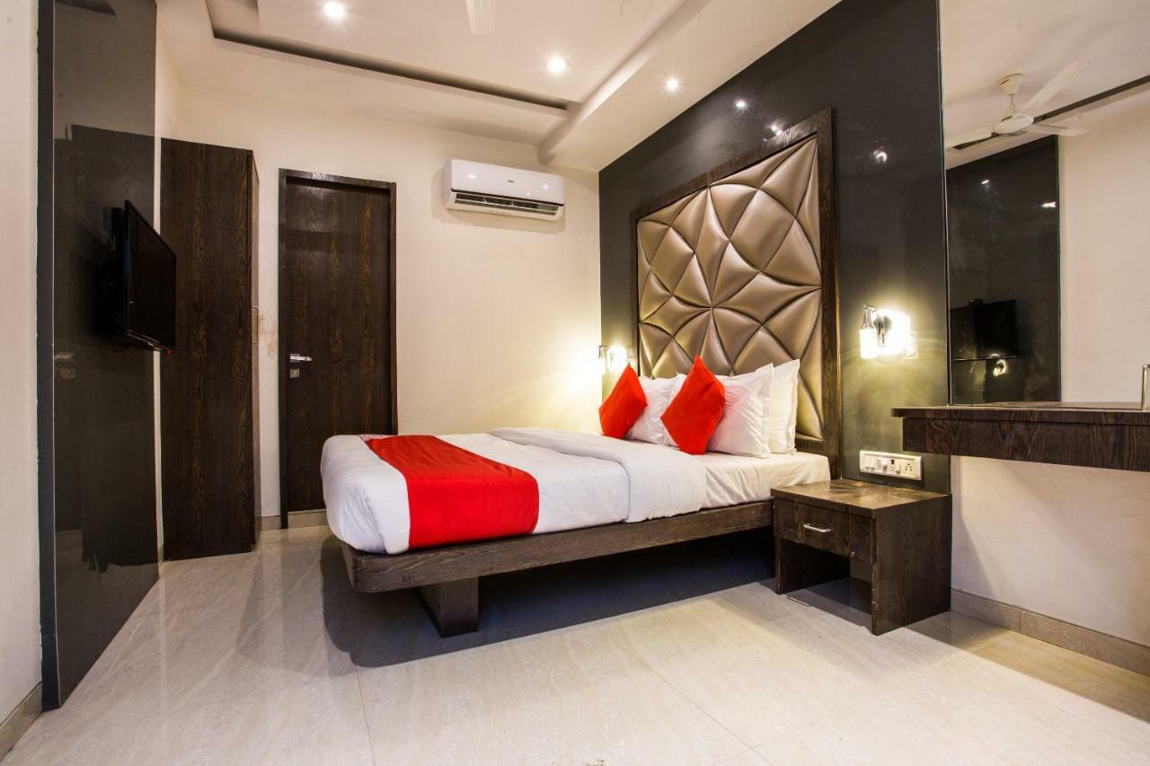Oyo 37559 Hotel Al Haram Mumbai Luaran gambar