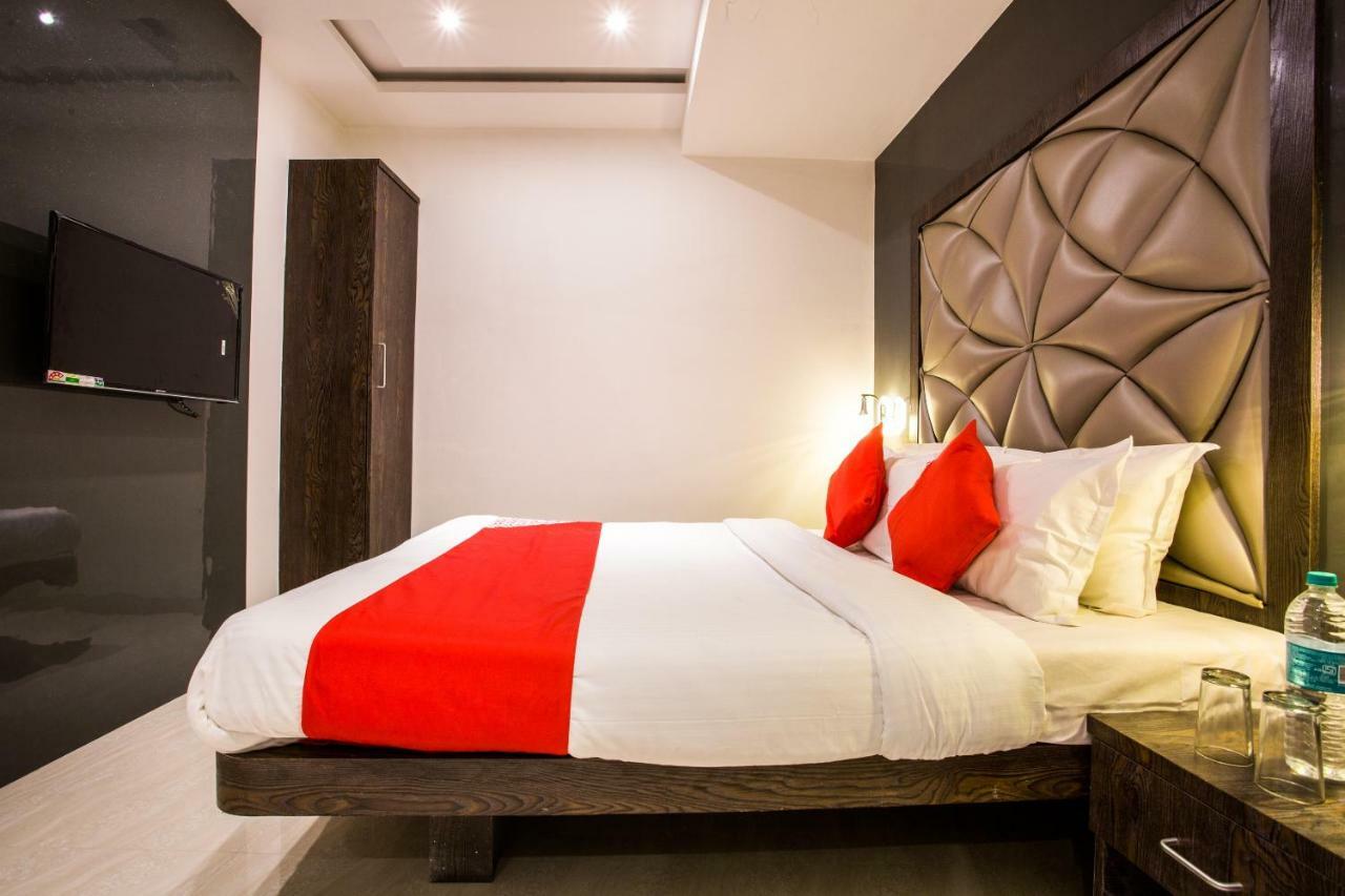 Oyo 37559 Hotel Al Haram Mumbai Luaran gambar