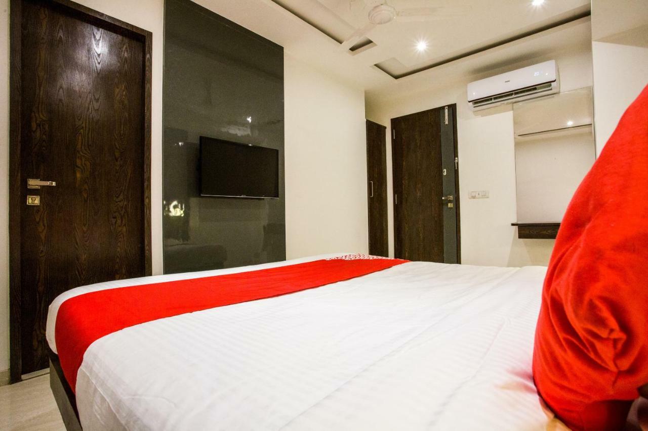 Oyo 37559 Hotel Al Haram Mumbai Luaran gambar