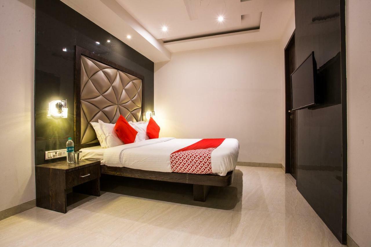 Oyo 37559 Hotel Al Haram Mumbai Luaran gambar